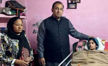 जालंधर : वार्ड नंबर 12 में गंभीर रूप से बीमार गरीब परिवार को ‘मुख्यमंत्री सेहत योजना’ के तहत 10 लाख रुपये तक का स्वास्थ्य बीमा कार्ड जारी