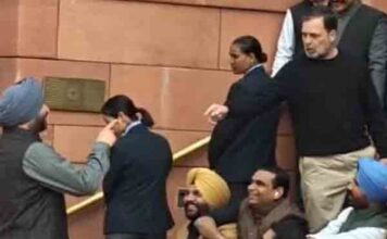 मेरे गद्दार दोस्त… कह कर राहुल गांधी ने लगाई रवनीत बिट्टू की क्लास, देखें वीडियो