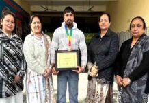 सेंट सोल्जर कॉलेज (को-एड) के छात्र कमल सोलंकी ने अंतर्राष्ट्रीय बॉडी बिल्डिंग में कांस्य पदक जीता