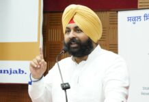 श्री अकाल तख्त साहिब पर सवाल उठाना पंथ पर सीधा हमला है, सुखबीर बादल को इसके लिए जवाबदेह ठहराया जाना चाहिए: हरजोत बैंस