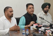 ‘मुख्यमंत्री रोशन पंजाब योजना’ के तहत पंजाब के 13,000 गांवों को सोलर एल.ई.डी लाइटों से किया जाएगा रोशन: अमन अरोड़ा