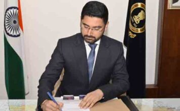 IAS वरजीत वालिया ने जालंधर में बतौर DC संभाला पद, बताईं अपनी प्राथमिकताएँ