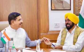 किसानों के लिए बड़ी राहत; पंजाब में भारतीय खाद्य निगम के गोदामों में पड़े 155 लाख मीट्रिक टन चावल और गेहूं के स्टॉक की लिफ्टिंग के लिए विशेष रेल गाड़ियां चलाई जाएंगी: सीएम भगवंत मान