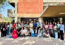 एचएमवी की गणित विभाग की छात्राओं ने किया शैक्षिक भ्रमण