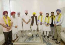 मजीठा में कांग्रेस को बड़ा झटका, कई नेता आप में शामिल