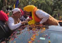 ‘शुक्राना यात्रा’ के दौरान जालंधर सेंट्रल में सीएम मान को मिला जन समर्थन; नितिन कोहली ने सीएम को श्री दरबार साहिब की पावन तस्वीर भेंट कर किया सम्मानित