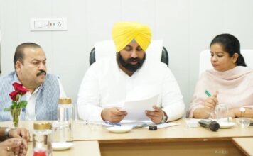 हरजोत बैंस की नगर निगम अधिकारियों को हिदायत – लुधियाना शहर को 30 जून तक सड़कों के गड्ढों और मैनहोल से मुक्त बनाया जाए