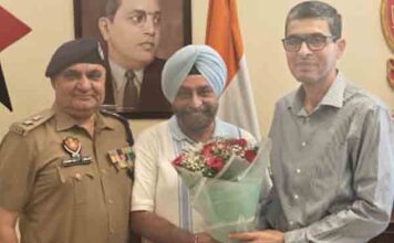 Jalandhar : स्पोर्ट्स प्रमोटर सुरिंदर सिंह भापा ने की जालंधर के CP सतिंदर सिंह से मुलाक़ात