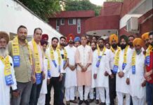 आप को बड़ा समर्थन, श्री हरगोबिंदपुर नगर परिषद के अध्यक्ष नवदीप सिंह पन्नू, कई पार्षद और पठानकोट के कांग्रेसी नेता हुए पार्टी में शामिल