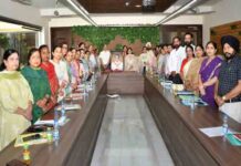 शैक्षणिक उत्कृष्टता एवं विद्यार्थियों के सर्वांगीण विकास हेतु सेंट सोल्जर ग्रुप ऑफ इंस्टीट्यूशन्स की प्रिंसिपलों एवं डायरेक्टर्स की बैठक आयोजित