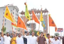 नितिन कोहली साथियों सहित खाटू श्याम और सालासर धाम में हुए नतमस्तक