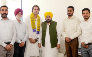 भगवंत मान सरकार की जनहित वाली नीतियों से प्रभावित होकर, पूर्व भारतीय क्रिकेटर मनप्रीत सिंह ‘गोनी’ और इंटरनेशनल गोल्ड मेडलिस्ट कुनार आम आदमी पार्टी में शामिल