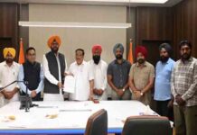 आप विधायक कुलदीप धालीवाल ने केंद्रीय जल संसाधन मंत्री से मुलाकात की, अजनाला को बाढ़ से बचाने के लिए उझ डैम बनाने की मांग की